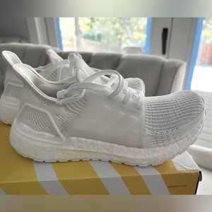 Adidas Ultraboost 19 - White